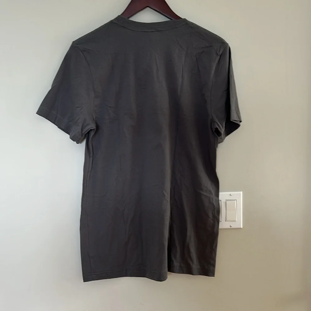 NWT Dark Gray Tee Shirt. - Picture 5 of 5
